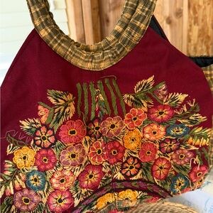 Floral Embroidered Women's Bag - Red and Gold
